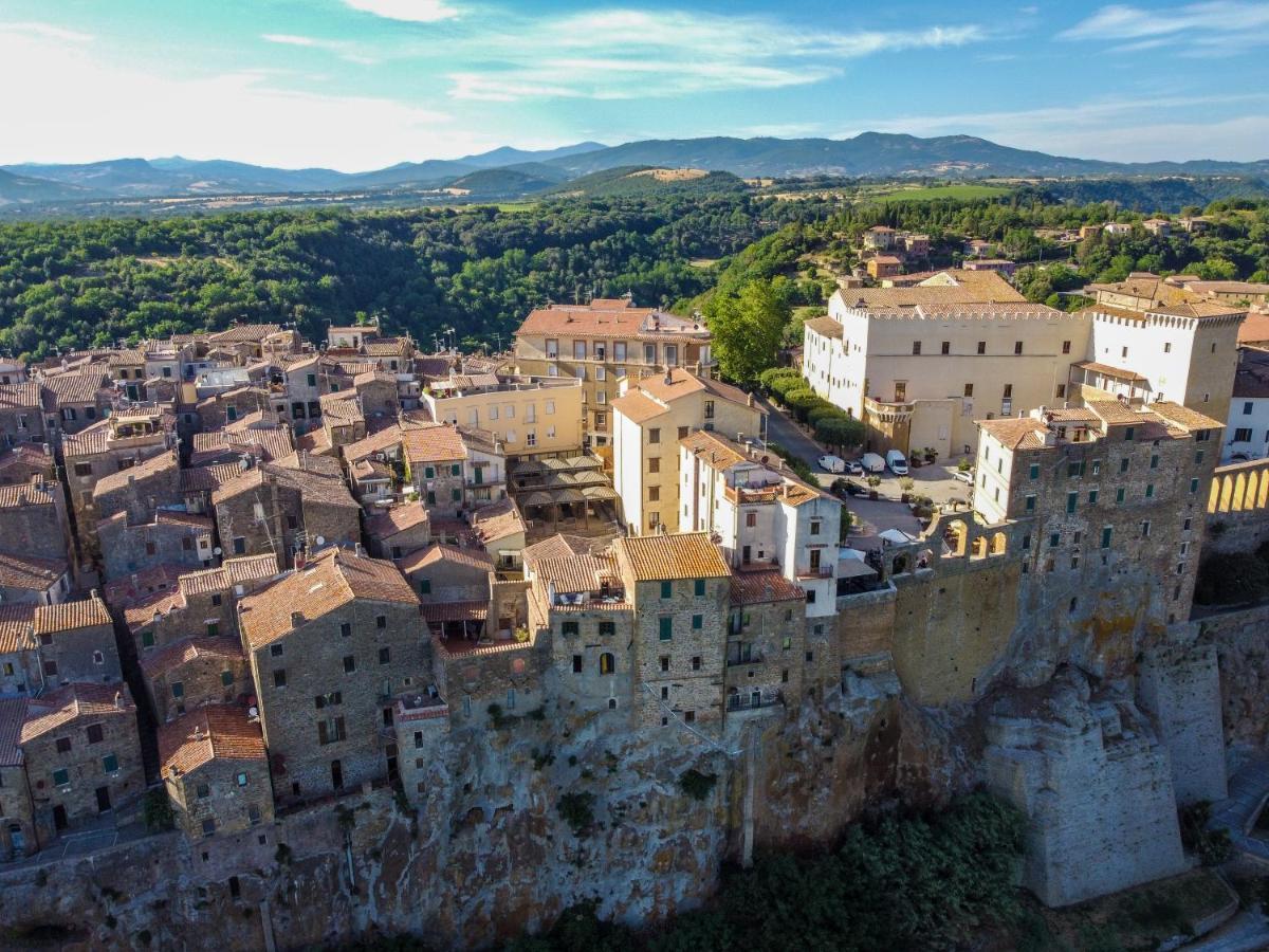 Le Antiche Viste Apartment Pitigliano Bagian luar foto